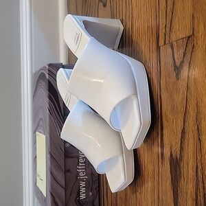 Jeffrey Campbell Caviar Slide